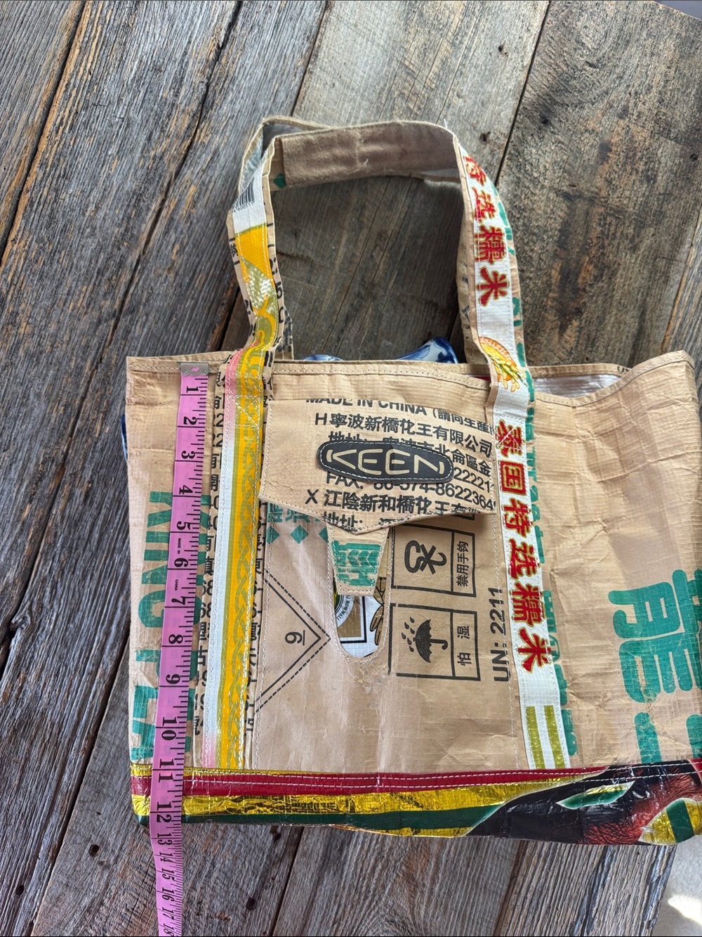 KEEN Eco-Friendly Upcycled Sack Tote - Picture 8 of 9